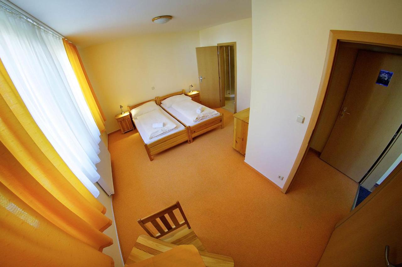 Privat Galfy Otel Vysoké Tatry Oda fotoğraf
